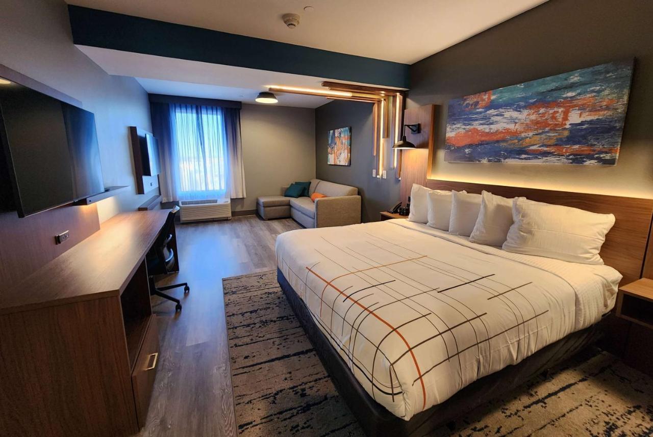 La Quinta Inn & Suites By Wyndham Del Rio Eksteriør billede